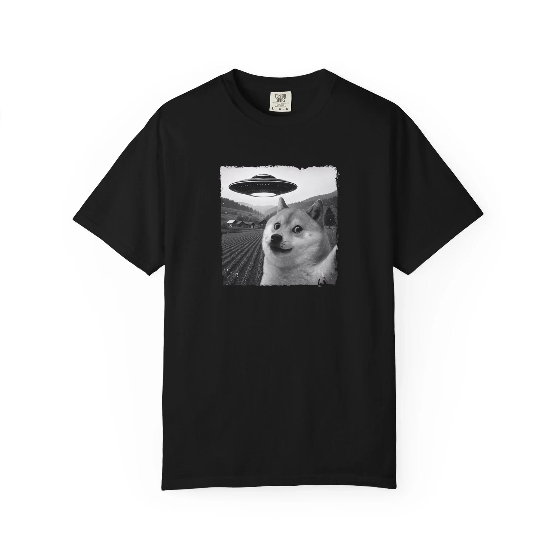 Doge UFO Photo - T-Shirt Black T-Shirt crypto-vibes.com