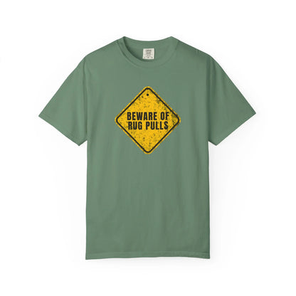 Beware of Rug Pulls - T-Shirt Light Green T-Shirt crypto-vibes.com