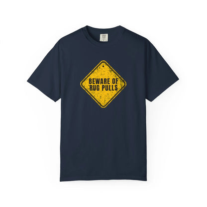 Beware of Rug Pulls - T-Shirt Navy T-Shirt crypto-vibes.com